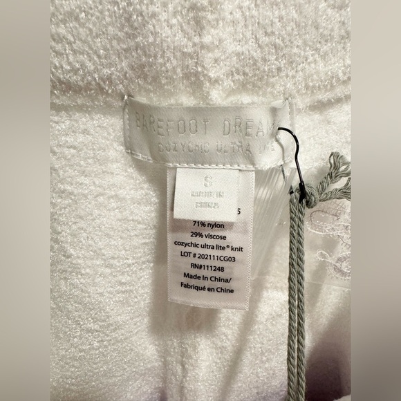 Barefoot Dreams CozyChic Ultra Lite Ombré Shorts - Picture 10 of 10